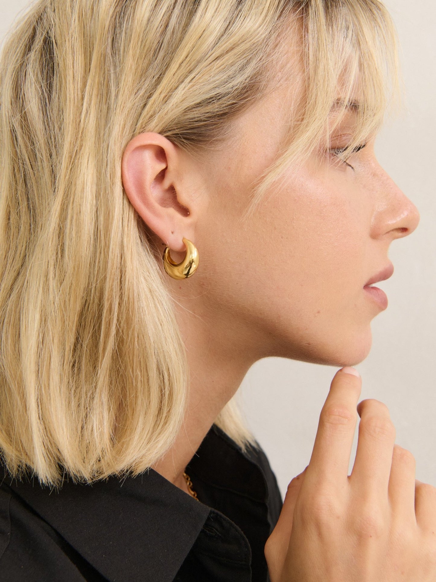 Celine Hoops