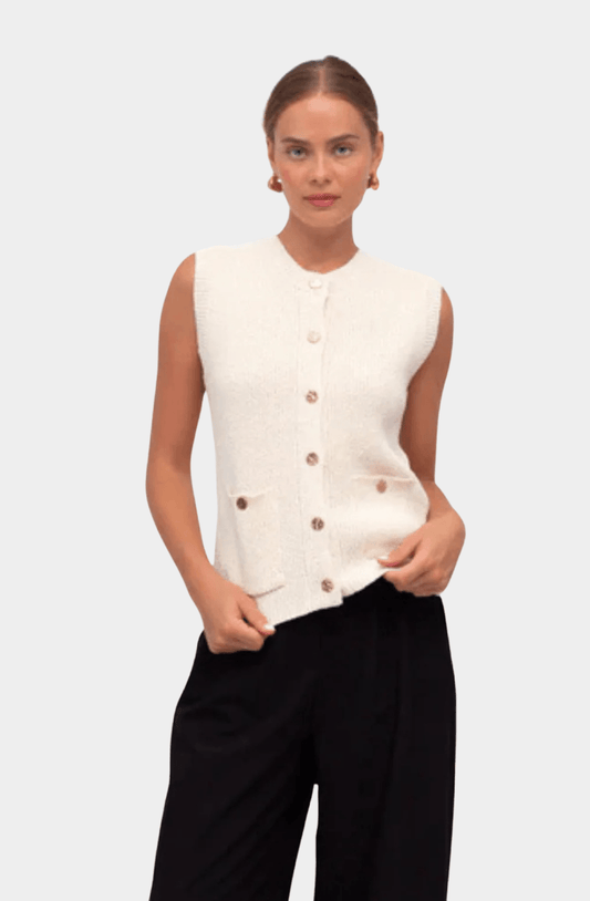 Luciana Vest